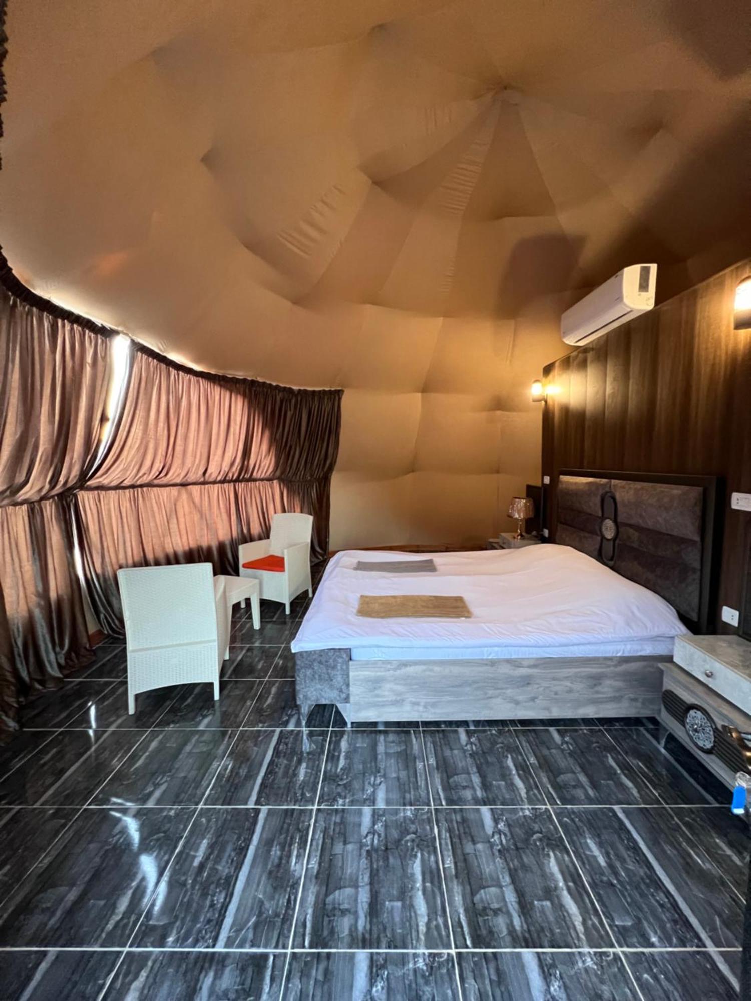 Orbit Camp Hotel วาดิรัม ภายนอก รูปภาพ